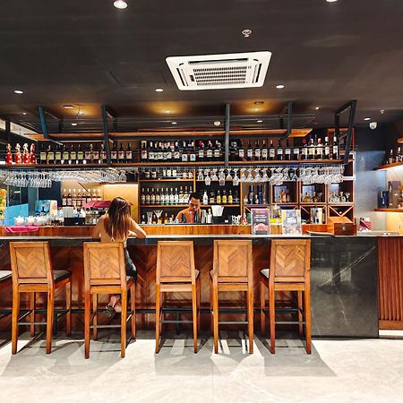 Hayat Sky Towers Hotel Cebu Eksteriør billede
