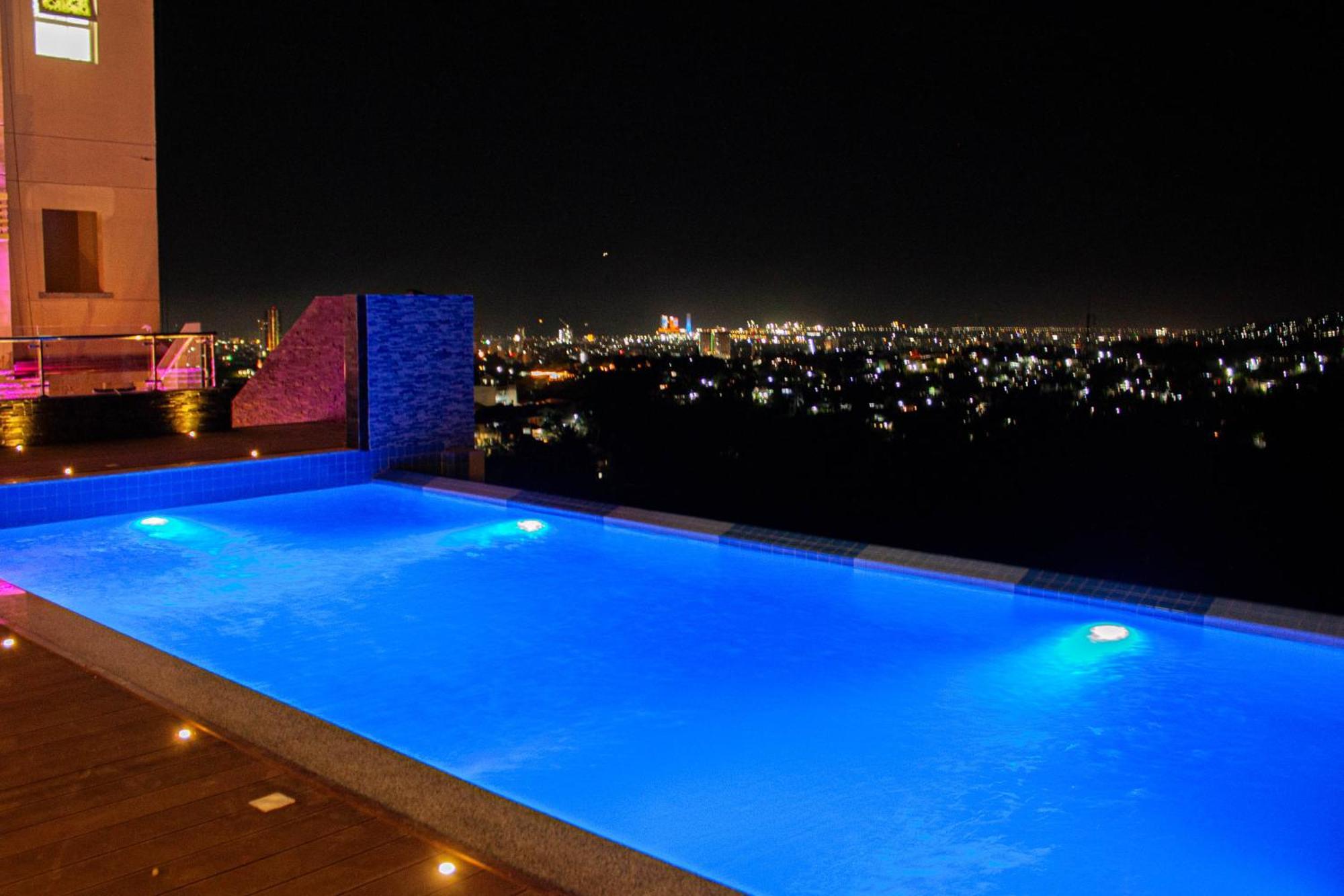 Hayat Sky Towers Hotel Cebu Eksteriør billede