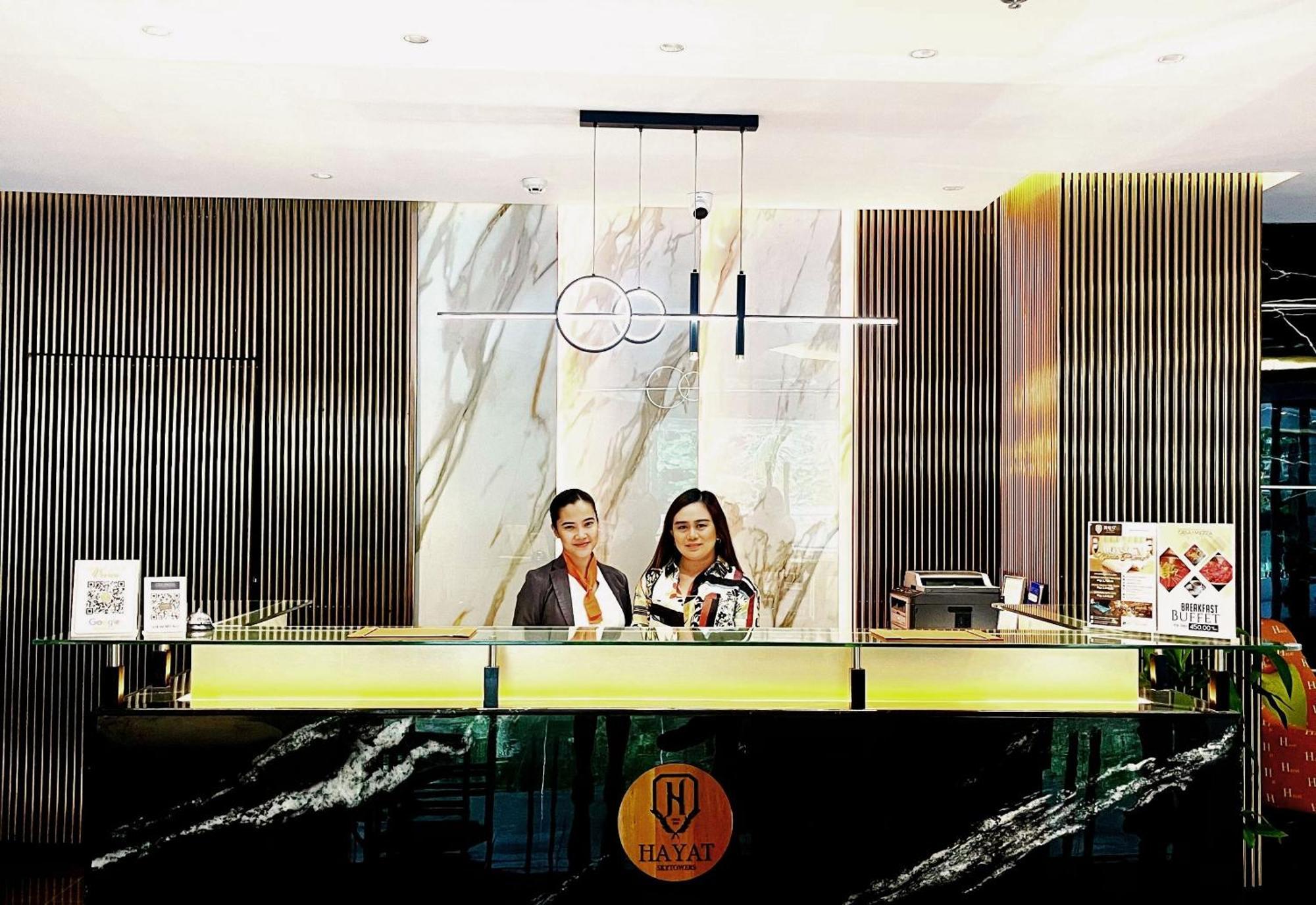 Hayat Sky Towers Hotel Cebu Eksteriør billede