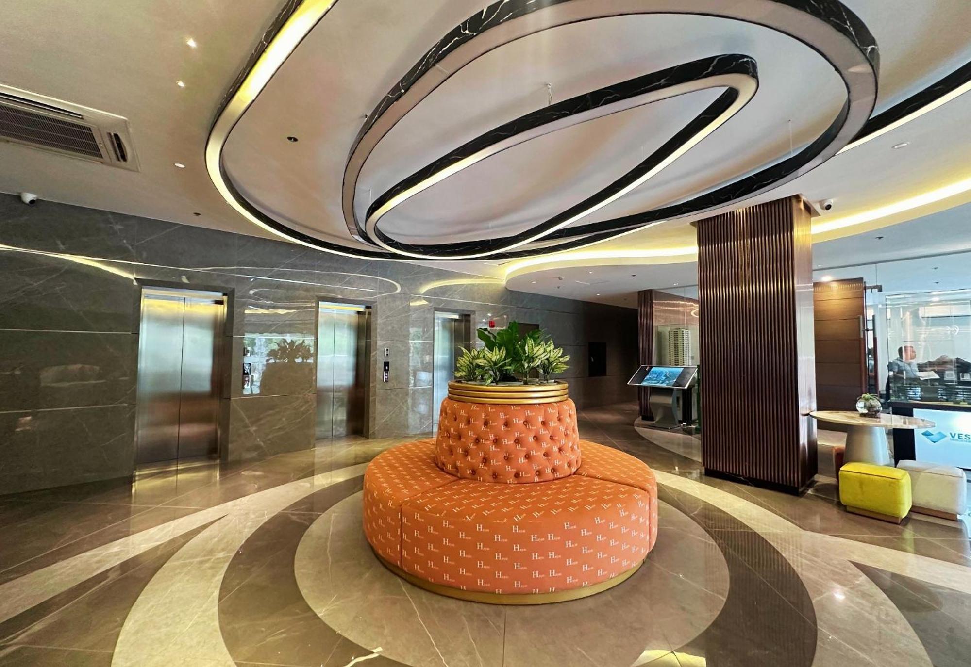 Hayat Sky Towers Hotel Cebu Eksteriør billede