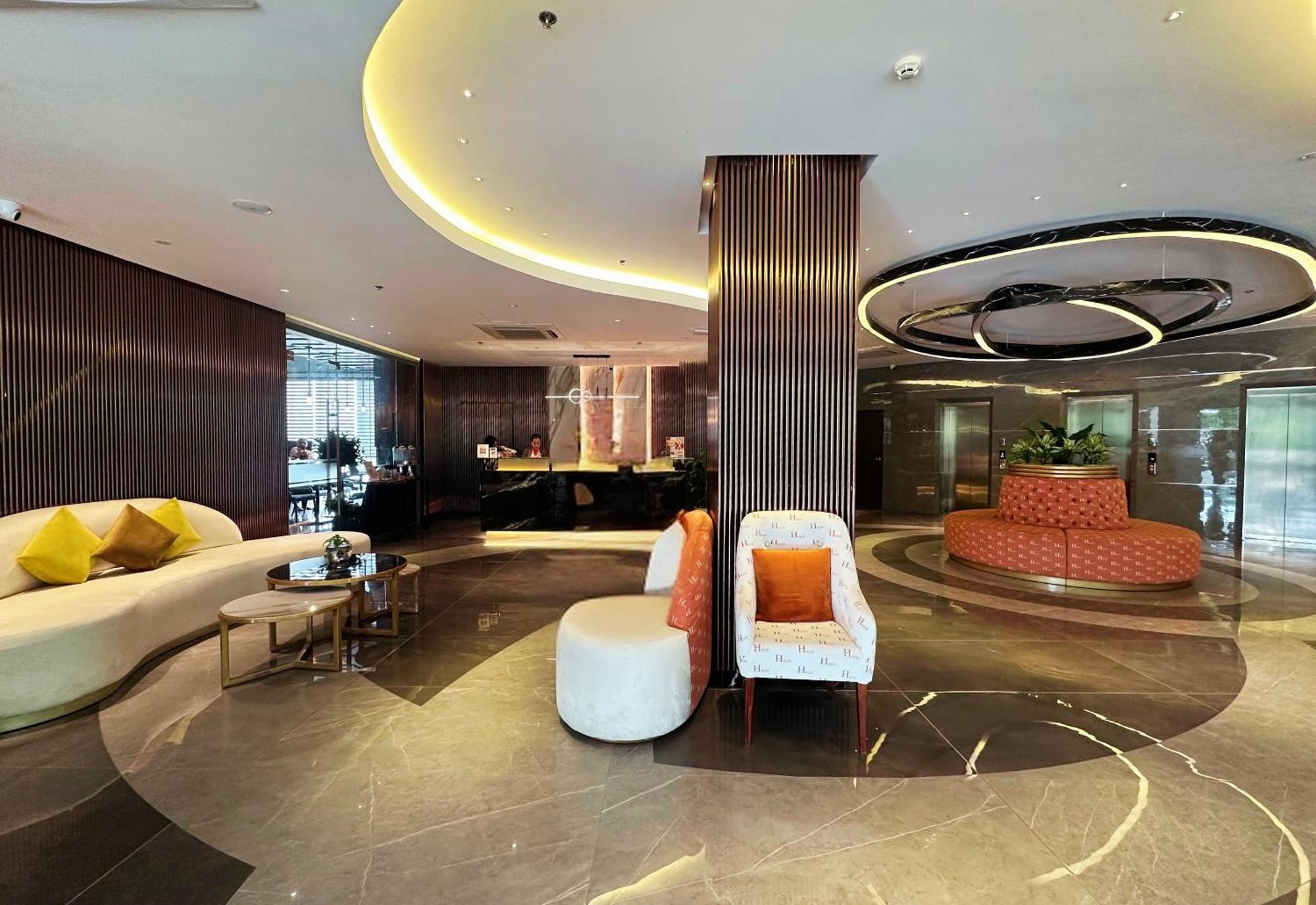 Hayat Sky Towers Hotel Cebu Eksteriør billede