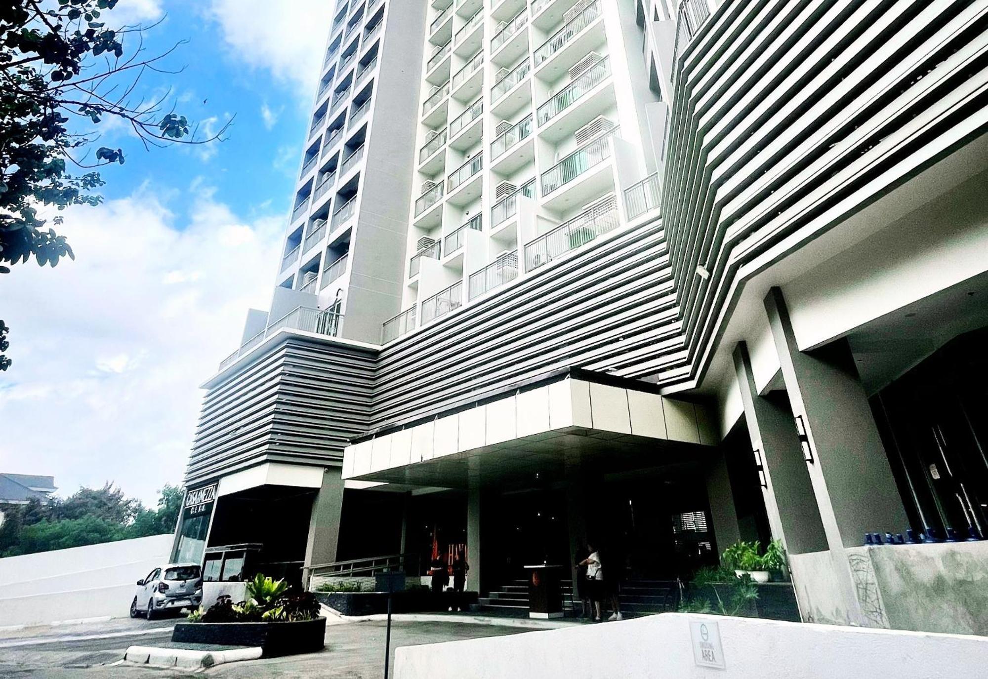 Hayat Sky Towers Hotel Cebu Eksteriør billede